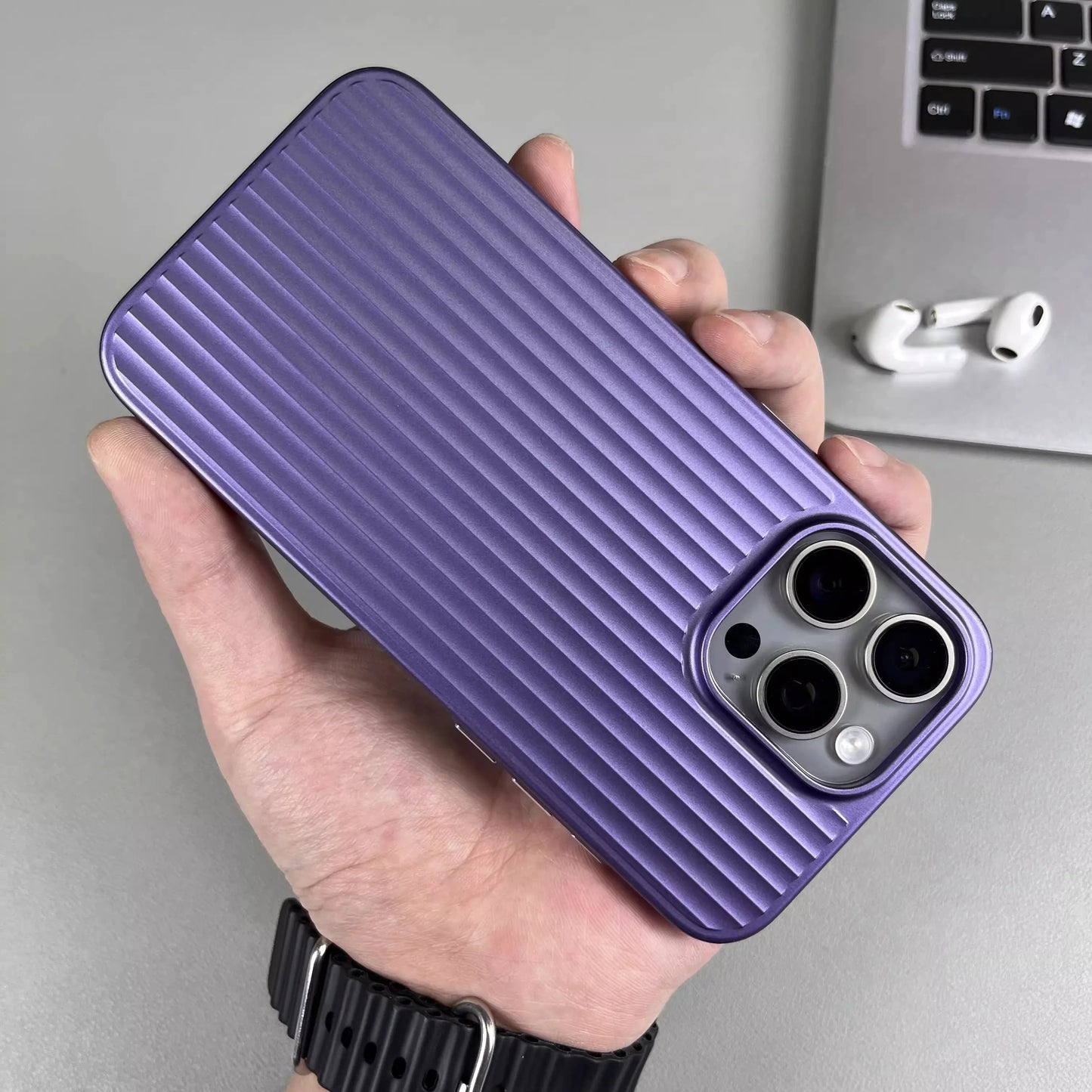 Luxury Wave Suitcase PC Phone Case for iPhone 11–17 Pro Max Series